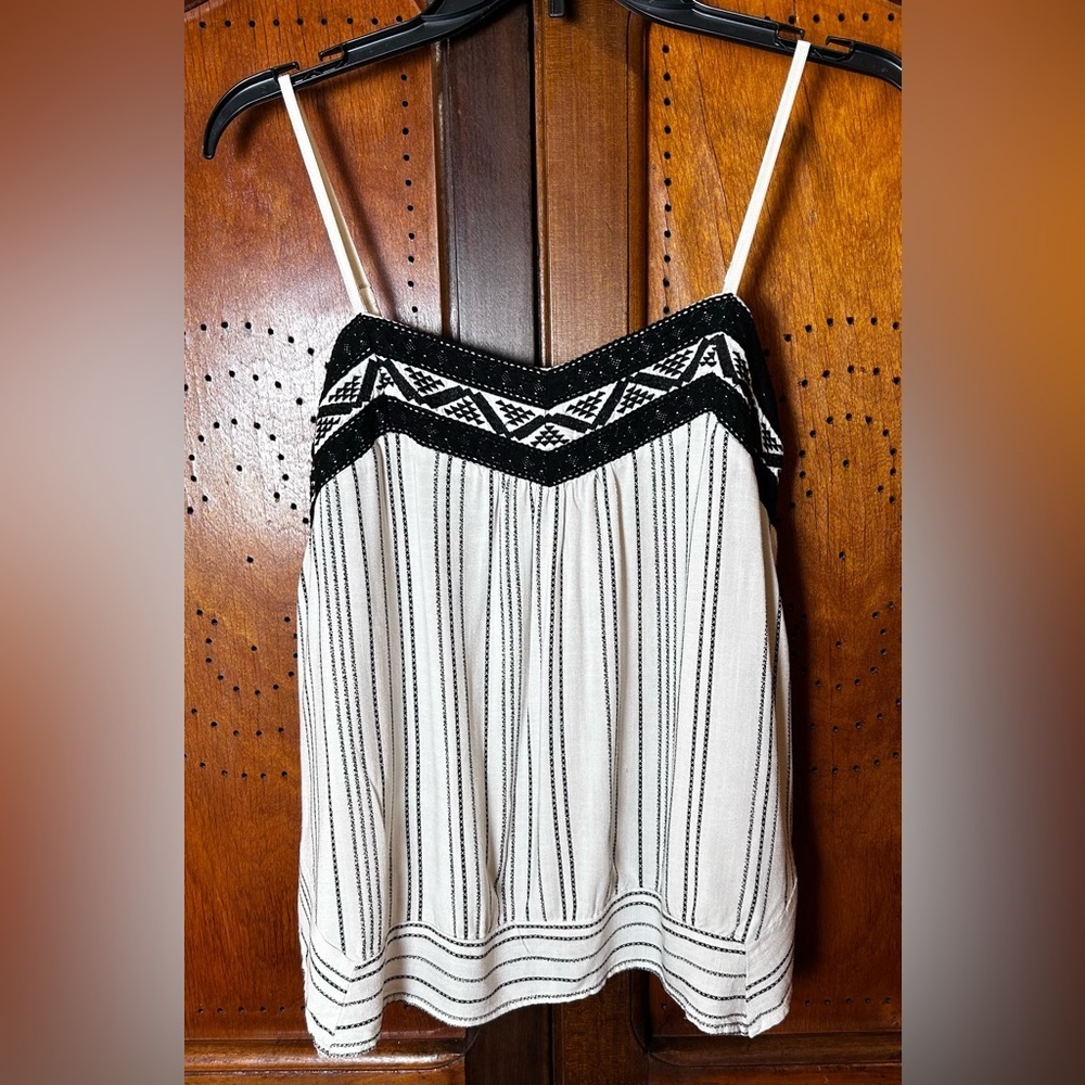 Skies Are Blue Boho Cream & Black Striped Embroidered Top Camisole Size Small
